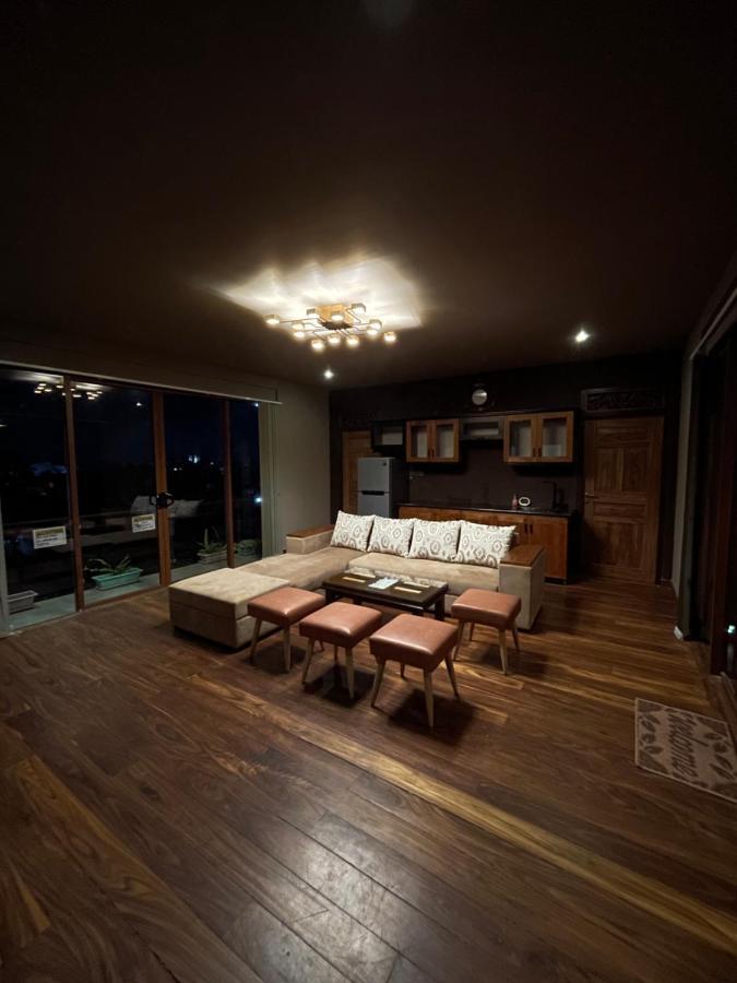 نيجومبو Penton45 - Luxury Penthouse Apartment المظهر الخارجي الصورة