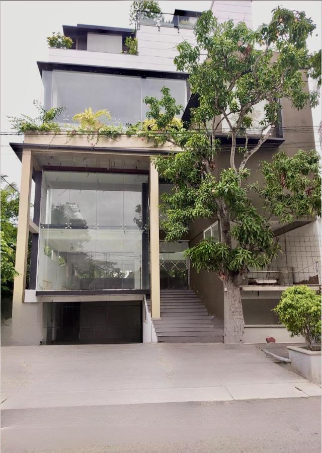 نيجومبو Penton45 - Luxury Penthouse Apartment المظهر الخارجي الصورة